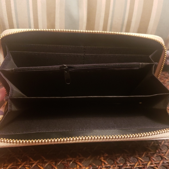 Wallet, Key West - Picture 4 of 4